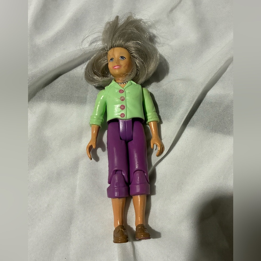Fisher-Price Loving Family Dollhouse 2000 Grandma Grandmother Doll Figure